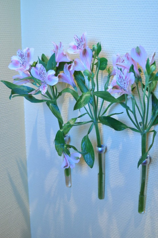 Bild neben Kontaktfomular Blumen in Vase